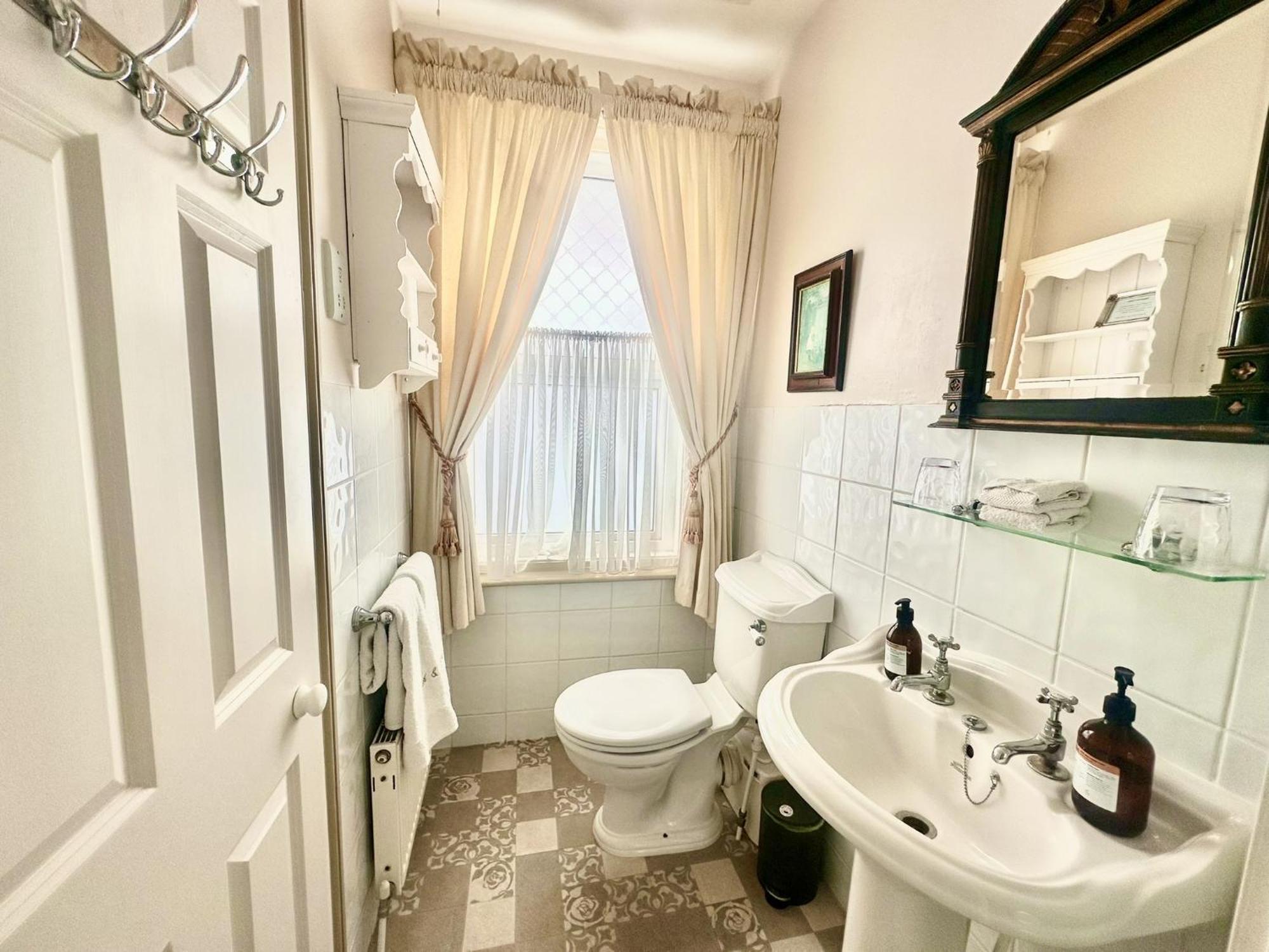 Albert & Victoria Guest House Eastbourne Cameră foto