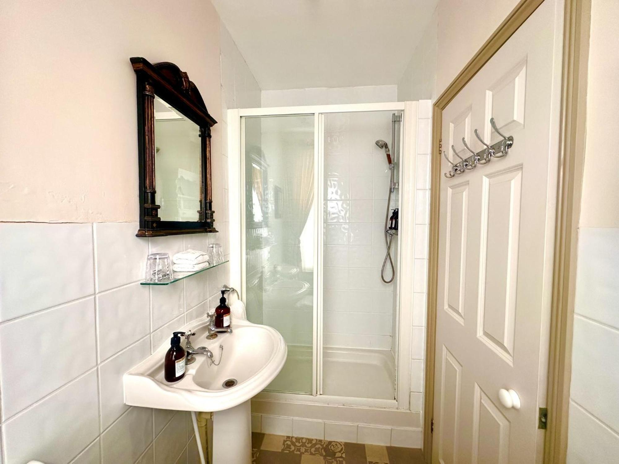 Albert & Victoria Guest House Eastbourne Cameră foto