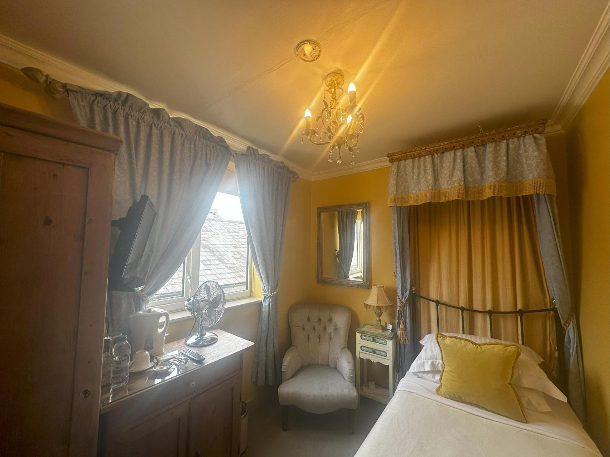 Albert & Victoria Guest House Eastbourne Cameră foto