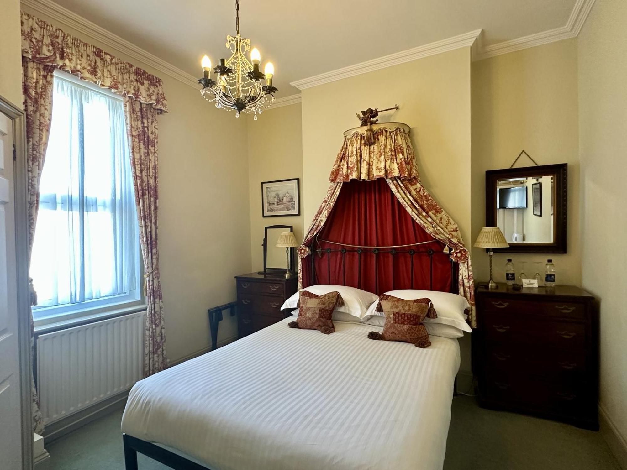 Albert & Victoria Guest House Eastbourne Exterior foto