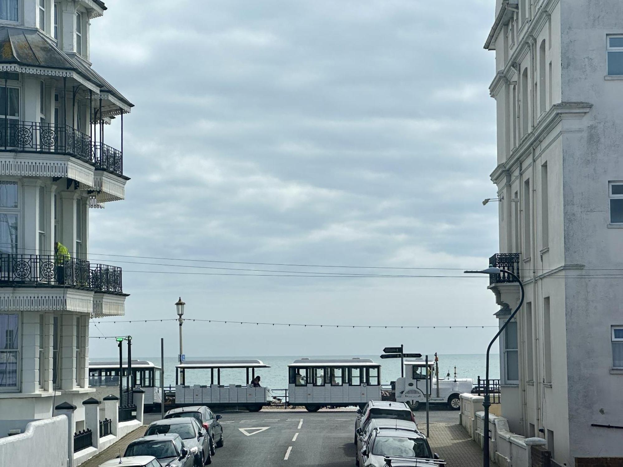 Albert & Victoria Guest House Eastbourne Cameră foto